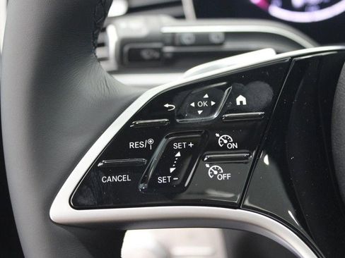 New 2025 Mercedes-Benz GLE 450 4MATIC image 11