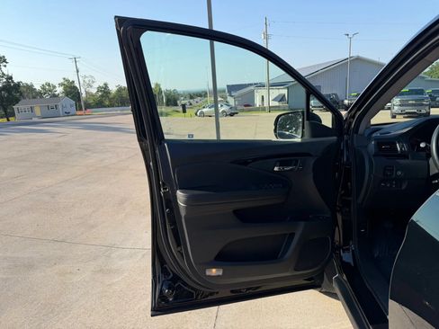 Used 2017 Honda Pilot Elite image 13