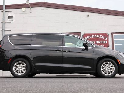 Used 2021 Chrysler Voyager LX