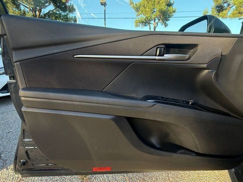 Used 2025 Toyota Camry LE FWD image 18
