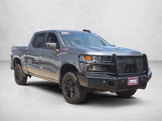 Used 2021 Chevrolet Silverado 1500 Custom Trail Boss w/ LPO, Dark Essentials Package AWD/4WD video 3