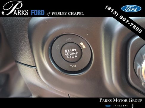 Used 2022 Jeep Gladiator Willys image 26