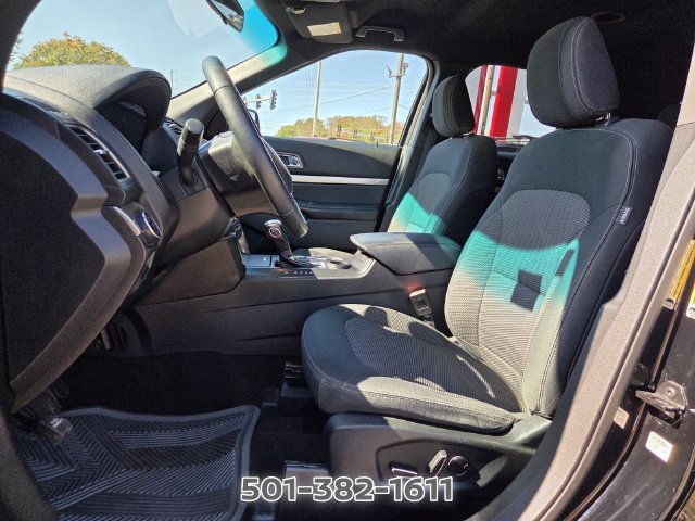 Used 2018 Ford Explorer XLT FWD image 9