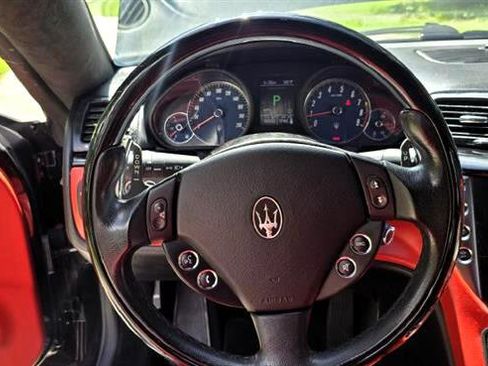 Used 2010 Maserati GranTurismo Coupe image 18