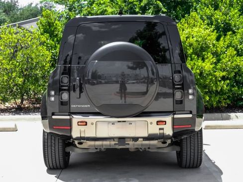 Used 2024 Land Rover Defender 110 X AWD/4WD image 12