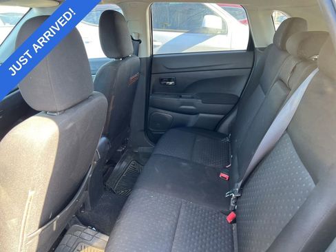 Used 2012 Mitsubishi Outlander Sport SE FWD image 5