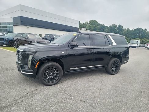 Used 2025 Cadillac Escalade Premium Luxury w/ Touring Package AWD/4WD image 1