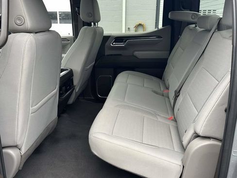 Used 2023 Chevrolet Silverado 1500 LT w/ Protection Package AWD/4WD image 19
