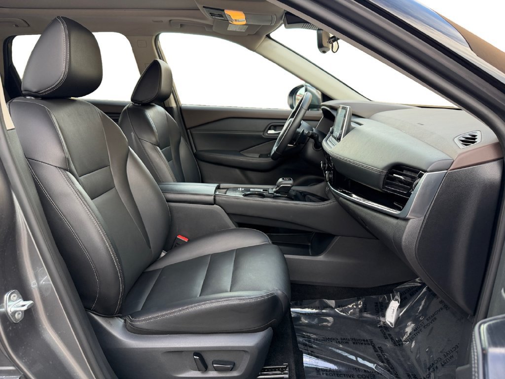 Used 2023 Nissan Rogue SL FWD image 18