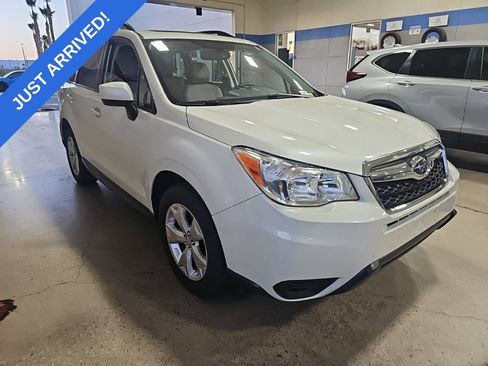 Used 2015 Subaru Forester 2.5i Premium w/ All-Weather Package AWD/4WD image 2