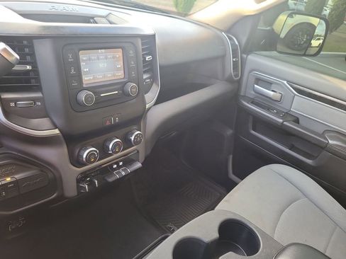 Used 2019 RAM 2500 Big Horn image 18