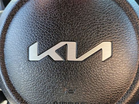 Used 2022 Kia Soul LX w/ Technology Package image 26