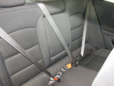 Used 2024 Chevrolet Malibu LT image 31