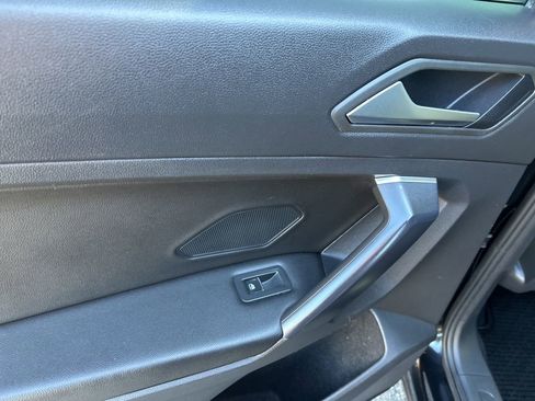 Used 2021 Volkswagen Tiguan SEL image 18