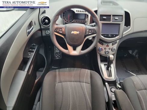 Used 2016 Chevrolet Sonic LT FWD image 9