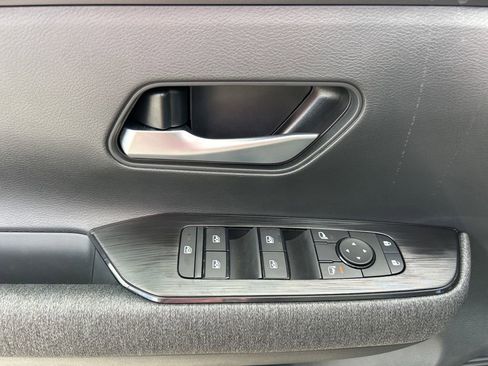 New 2026 Nissan Kicks SV w/ SV Premium Package image 18