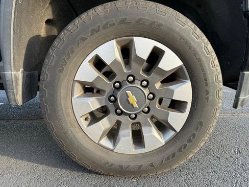 Used 2022 Chevrolet Silverado 2500 Custom w/ Gooseneck/5TH Wheel Package image 14