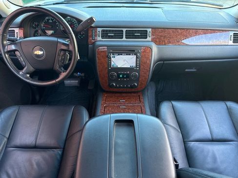 Used 2008 Chevrolet Avalanche LTZ w/ LTZ Preferred Equipment Group image 18