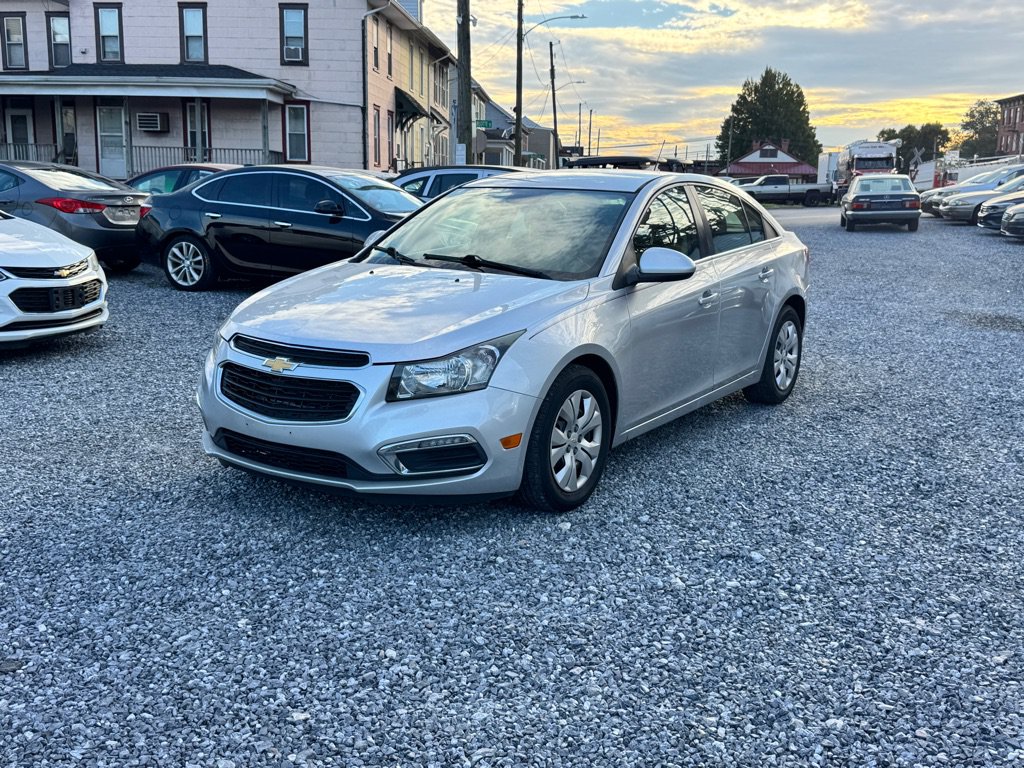 Used 2016 Chevrolet Cruze LT FWD image 4