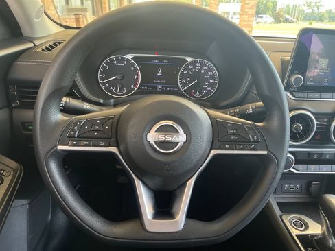 Certified 2024 Nissan Sentra SV FWD image 18
