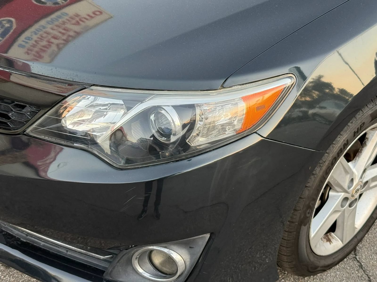 Used 2012 Toyota Camry SE FWD image 8