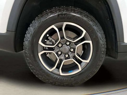 Used 2023 Jeep Grand Cherokee Trailhawk w/ Advanced Protech Group II AWD/4WD image 97
