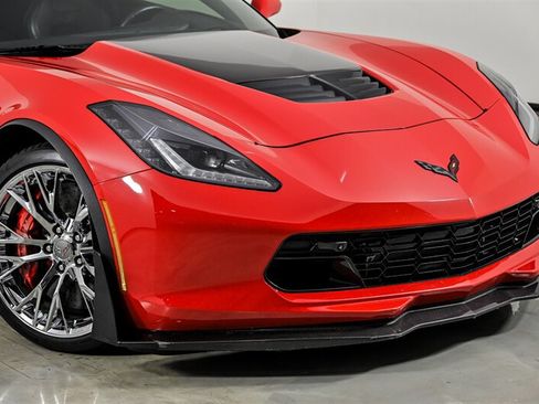 Used 2016 Chevrolet Corvette Z06 w/ 3LZ Preferred Equipment Group RWD image 3