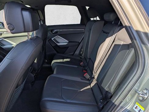 Used 2022 Audi Q3 2.0T Premium Plus w/ Premium Plus Package image 29