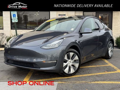 Used 2020 Tesla Model Y Long Range image 1