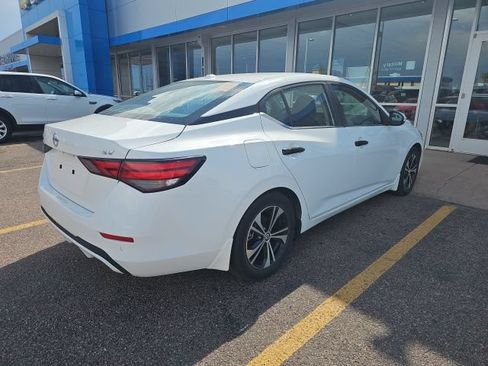Used 2020 Nissan Sentra SV FWD image 3