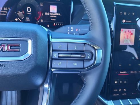 New 2026 GMC Acadia Elevation w/ Black Edition AWD/4WD image 14
