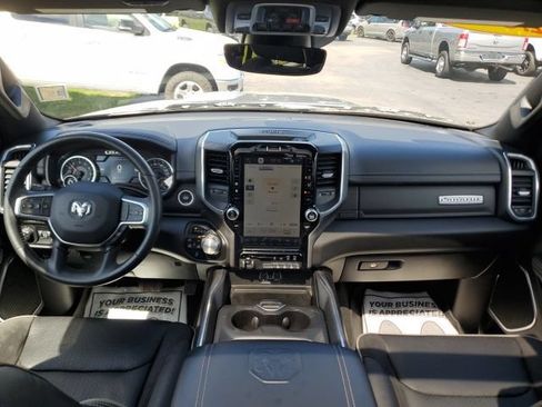 Used 2023 RAM 1500 Laramie AWD/4WD image 17