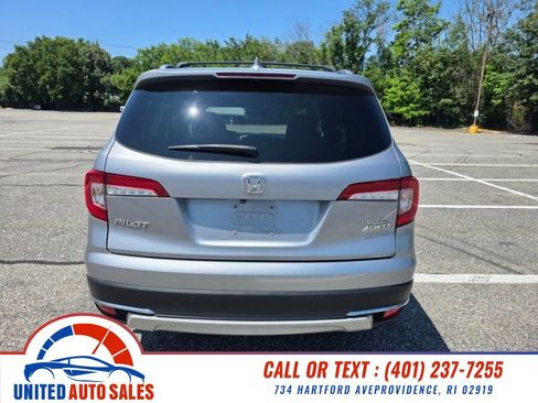 Used 2020 Honda Pilot Touring image 4