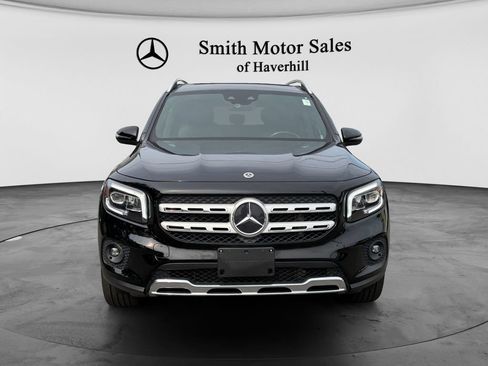 Used 2021 Mercedes-Benz GLB 250 4MATIC image 8