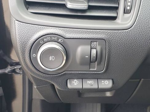 Used 2019 Buick Envision Premium w/ Driver Confidence Package AWD/4WD image 19