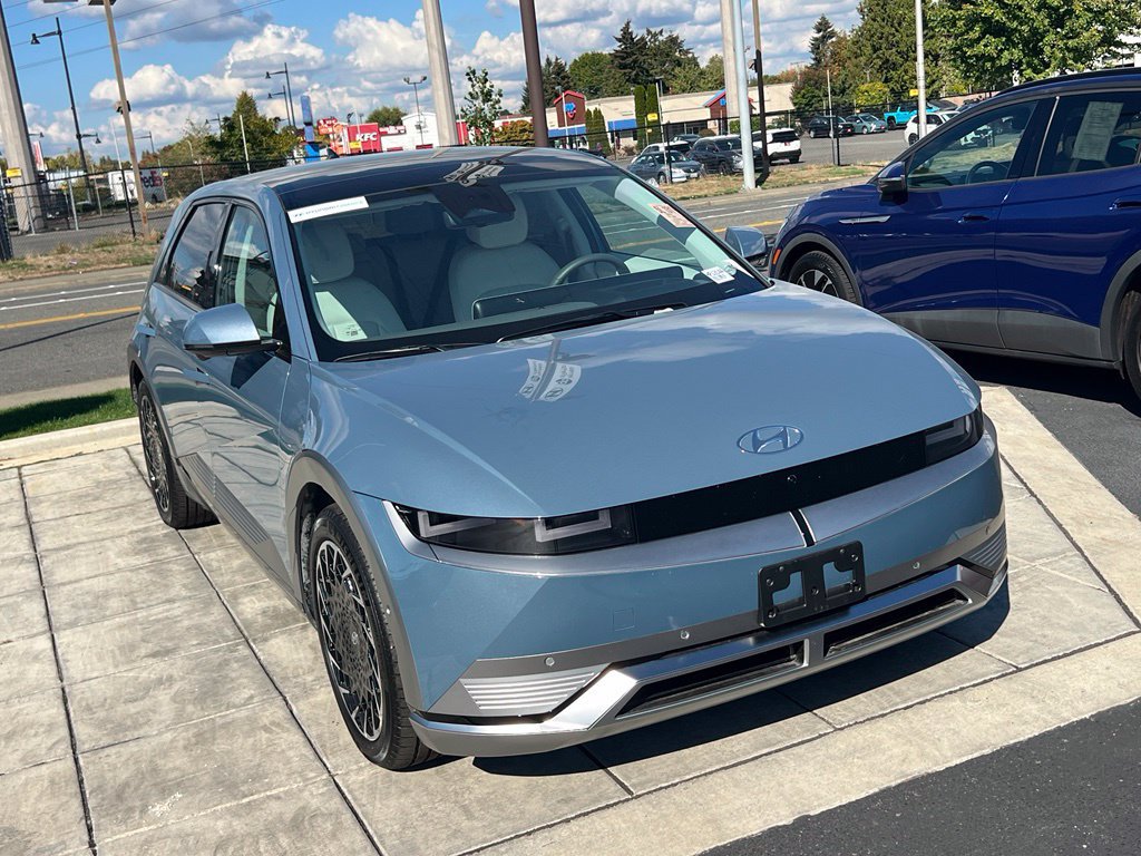 Certified 2024 Hyundai Ioniq 5 Limited AWD/4WD image 3
