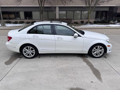 Used 2013 Mercedes-Benz C 250 Sedan image 6