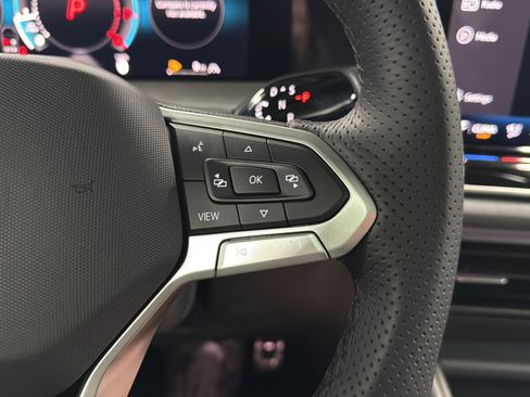 New 2026 Volkswagen Tiguan SE R-Line image 24