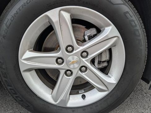 Used 2023 Chevrolet Malibu LS FWD image 9
