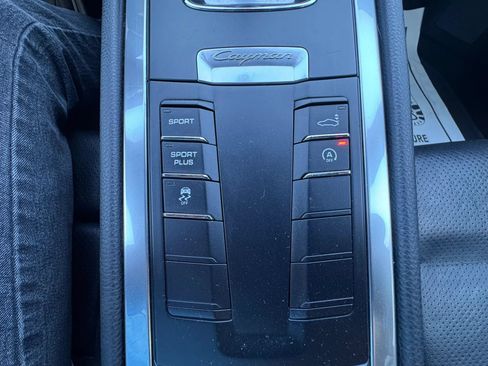 Used 2014 Porsche Cayman RWD image 20