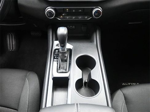 Used 2022 Nissan Altima 2.5 SV image 13