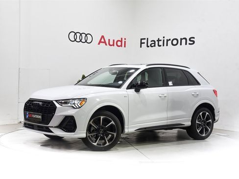 Certified 2025 Audi Q3 2.0T Premium Plus w/ Premium Plus Package image 1