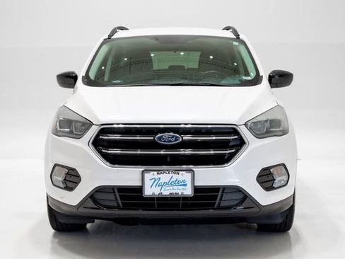 Used 2017 Ford Escape SE w/ SE Sport Appearance Package AWD/4WD image 4