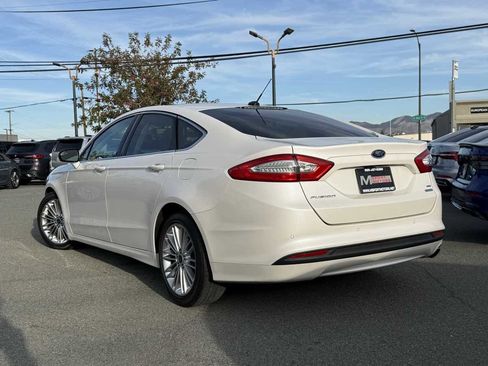 Used 2015 Ford Fusion SE w/ Equipment Group 202A image 7