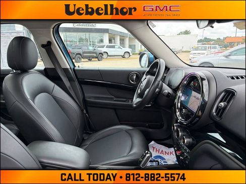 Used 2022 MINI Cooper Countryman FWD image 2