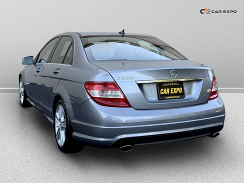Used 2011 Mercedes-Benz C 300 Sedan image 4