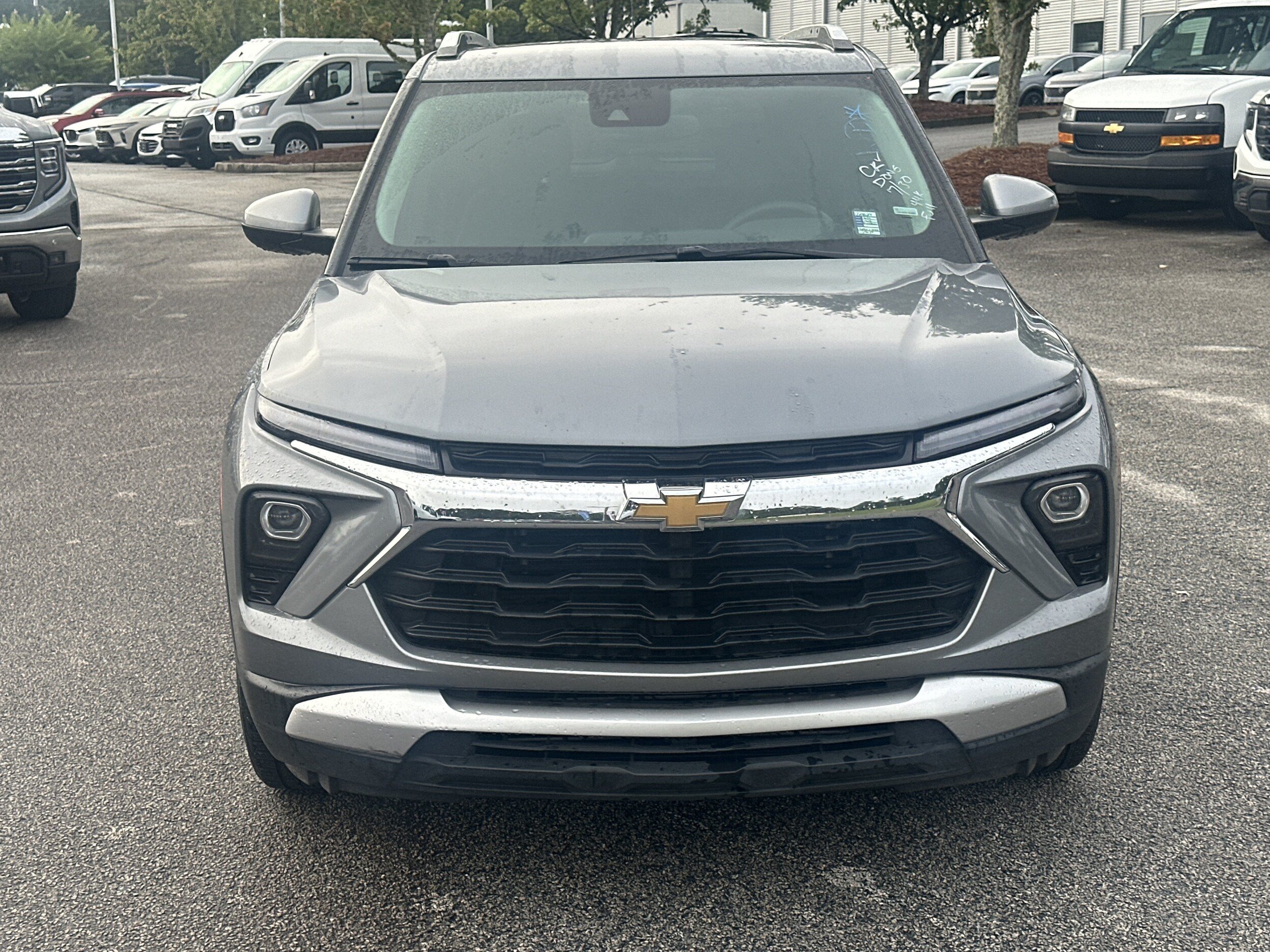 Used 2025 Chevrolet TrailBlazer LT FWD image 40