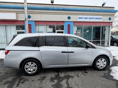 Used 2012 Honda Odyssey LX image 7