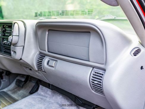 Used 1999 Chevrolet Tahoe LS image 20