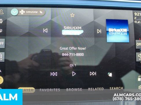 Used 2024 Land Rover Range Rover SE image 39